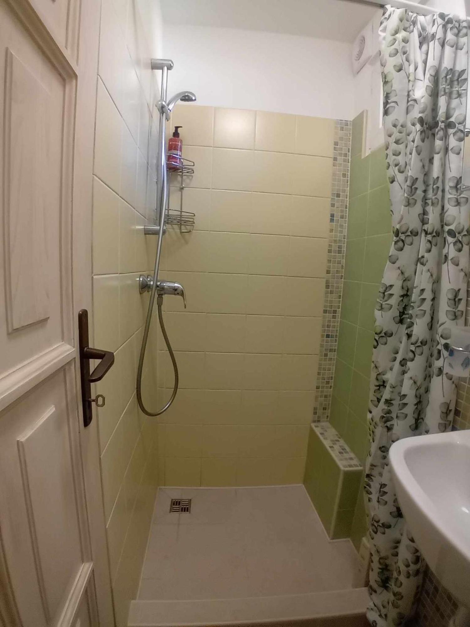 Edi Apartman Vecsés Exteriér fotografie